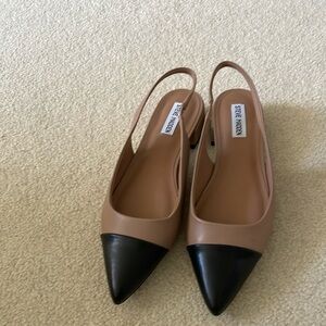 Steve Madden Cap Toe Slingback Low-Heeled Flats